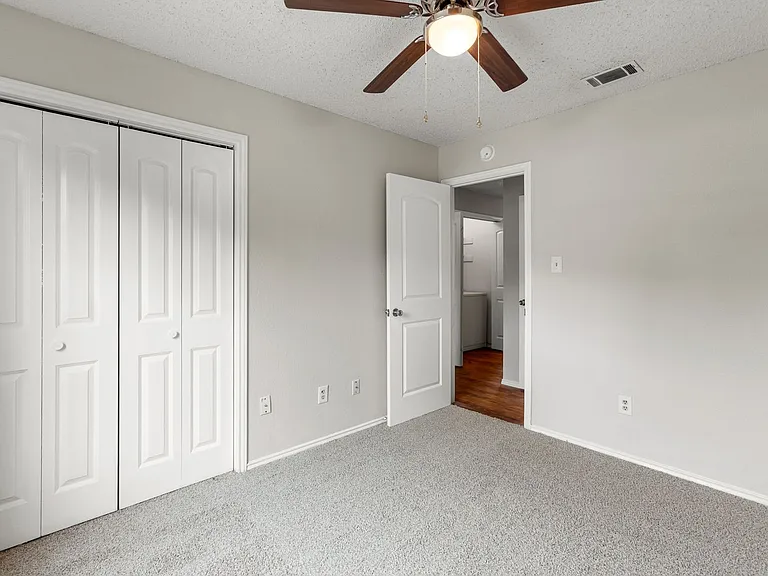 104 Mosscliff Cir #8 — Photo 12