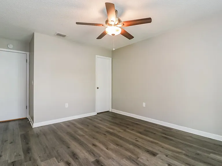 706 Hazy Meadow Ct — Photo 8