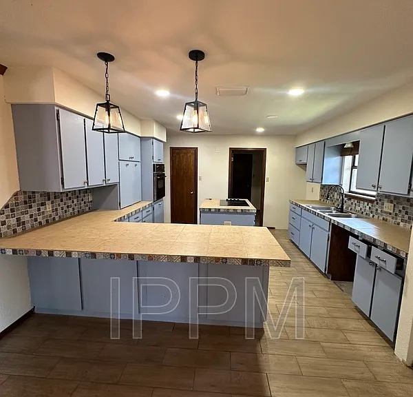 125 El Cielo Cir — Photo 8