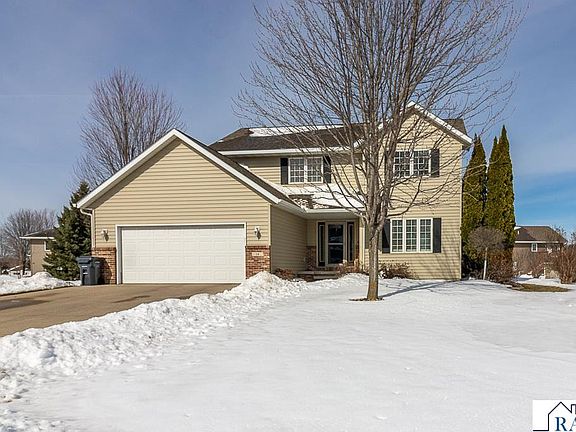 2nd image of 14 Eagle Ridge Ct