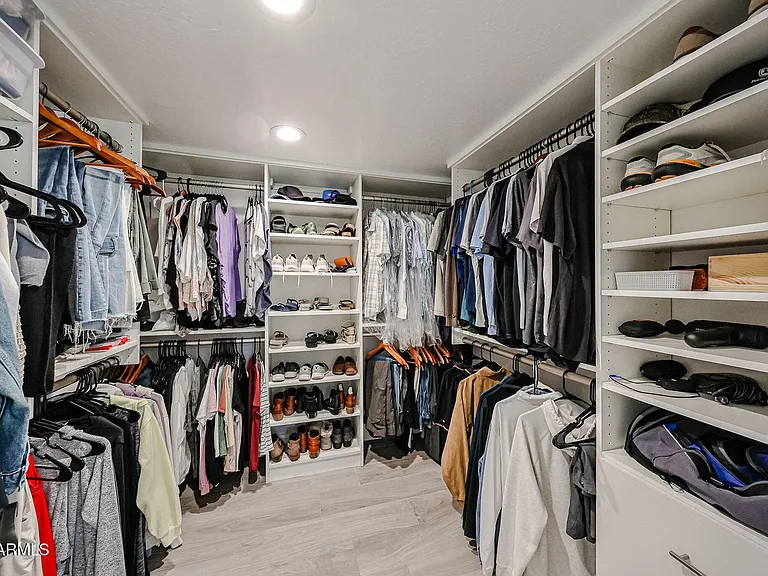 Primary Walk in Closet