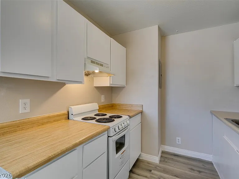 5806 Dodd St #D — Photo 18