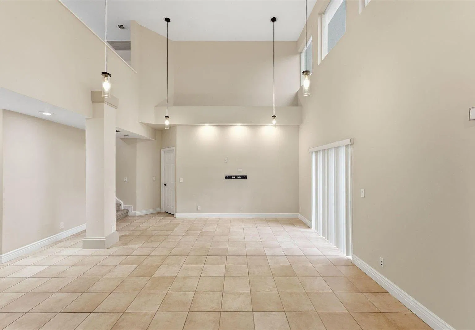 11375 Lakeview Dr — Photo 4