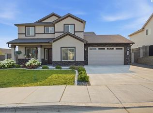 537 Lazio Way, Richland, WA 99352