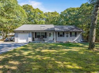 23 James Hawkins Rd, Moriches, NY 11955