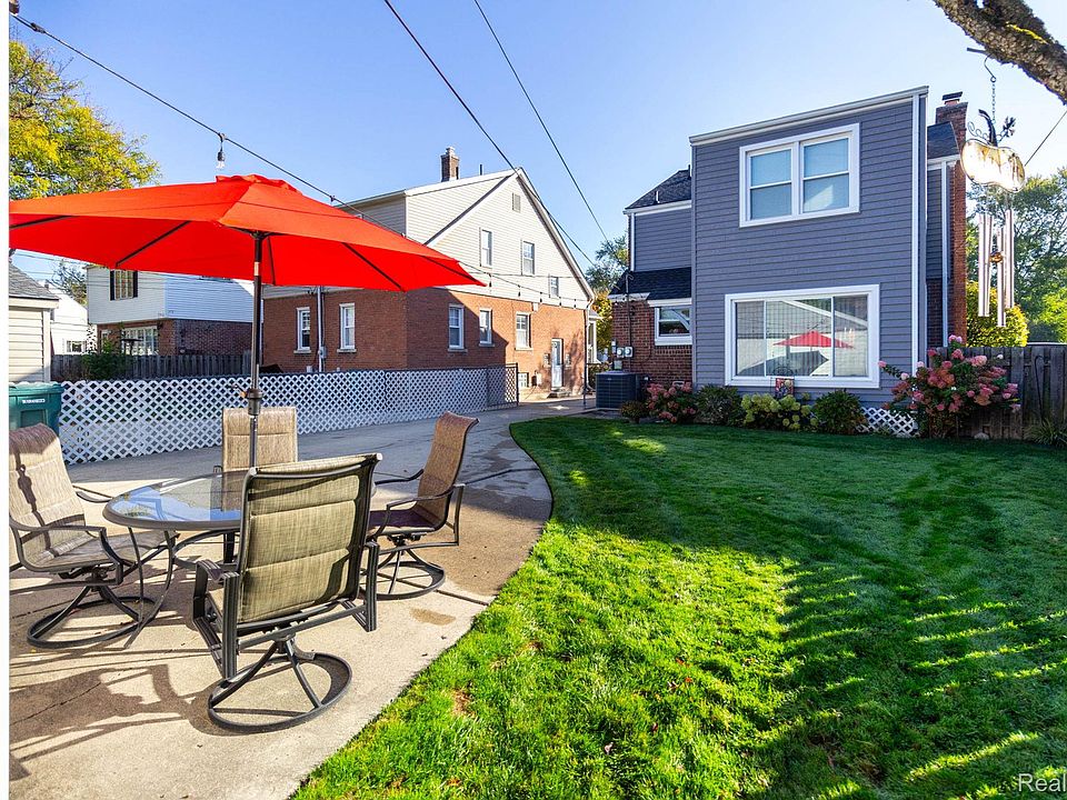 225 N Melborn St, photo 6