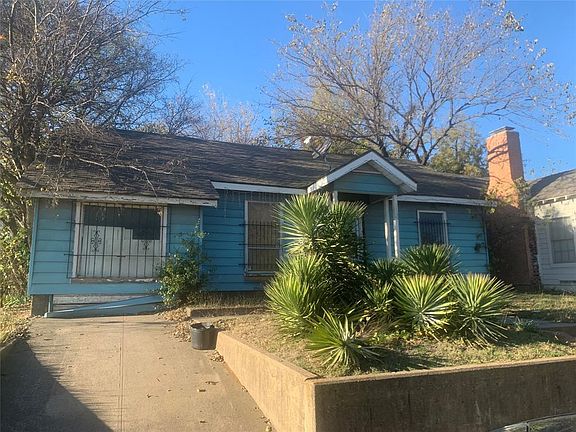 2nd image of 1615 Elsie Faye Heggins St