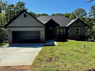 20 Ruthwell Dr, Bella Vista, AR 72715