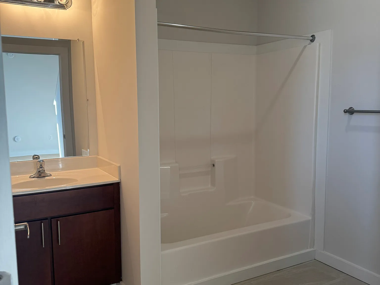 Studio, 516 sqft, $1,800 — Photo 4