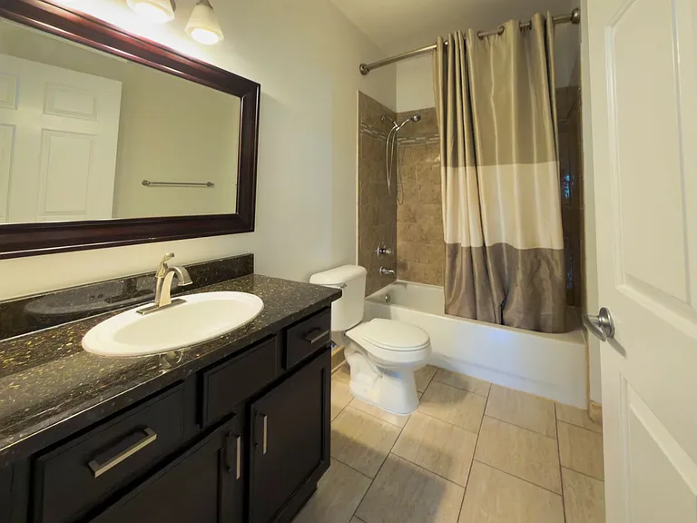 5637 Twin Oaks Dr — Photo 24