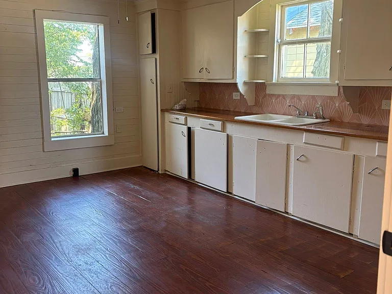 716 W Congress St #1 — Photo 5