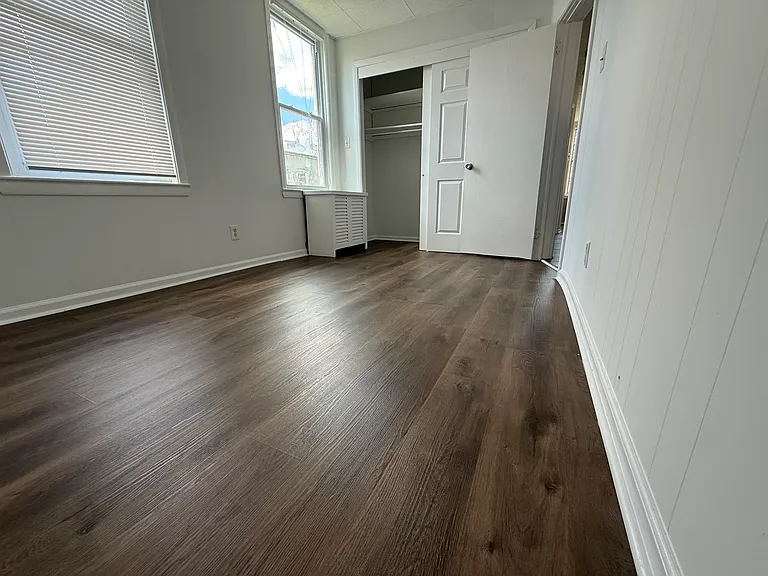 402 Armstrong Ave #2 — Photo 4