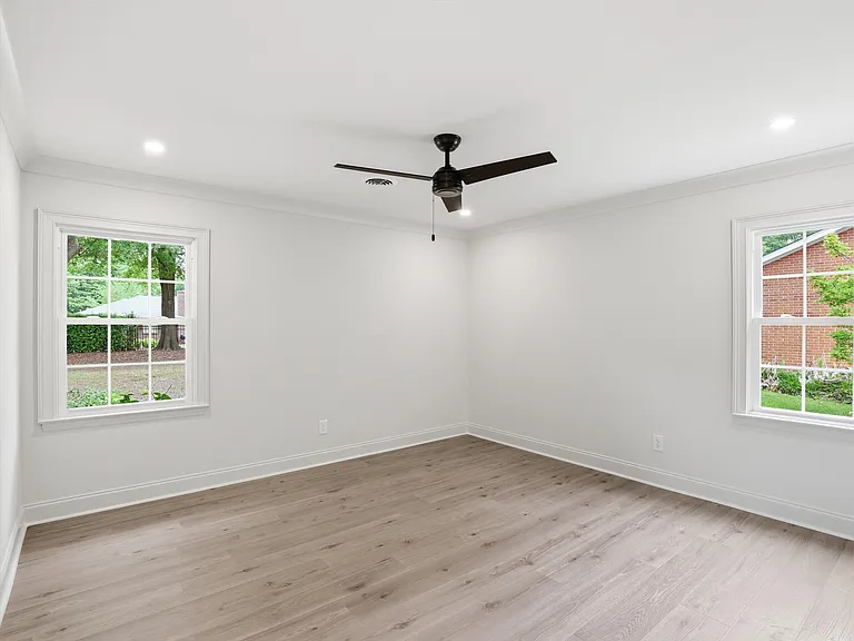 300 Kimberly Dr — Photo 19