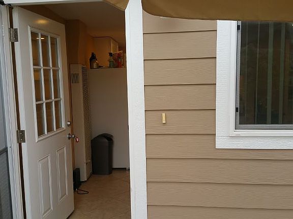 4th image of 179 E 18th St #C
