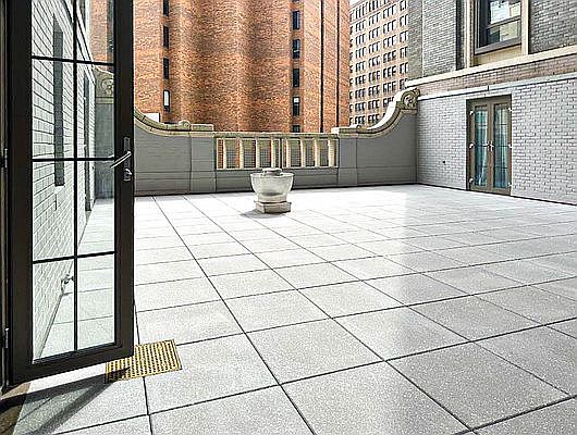 1st image of 4 Park Ave APT 4F