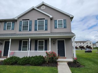 219 Limestone Dr, Myerstown, PA 17067