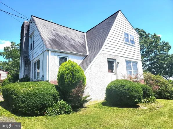 141 Greshville Rd, Boyertown, PA 19512