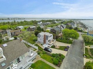 59 Savannah, Babylon, NY 11702