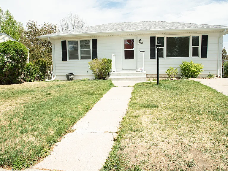3533 Boston Rd — Photo 1