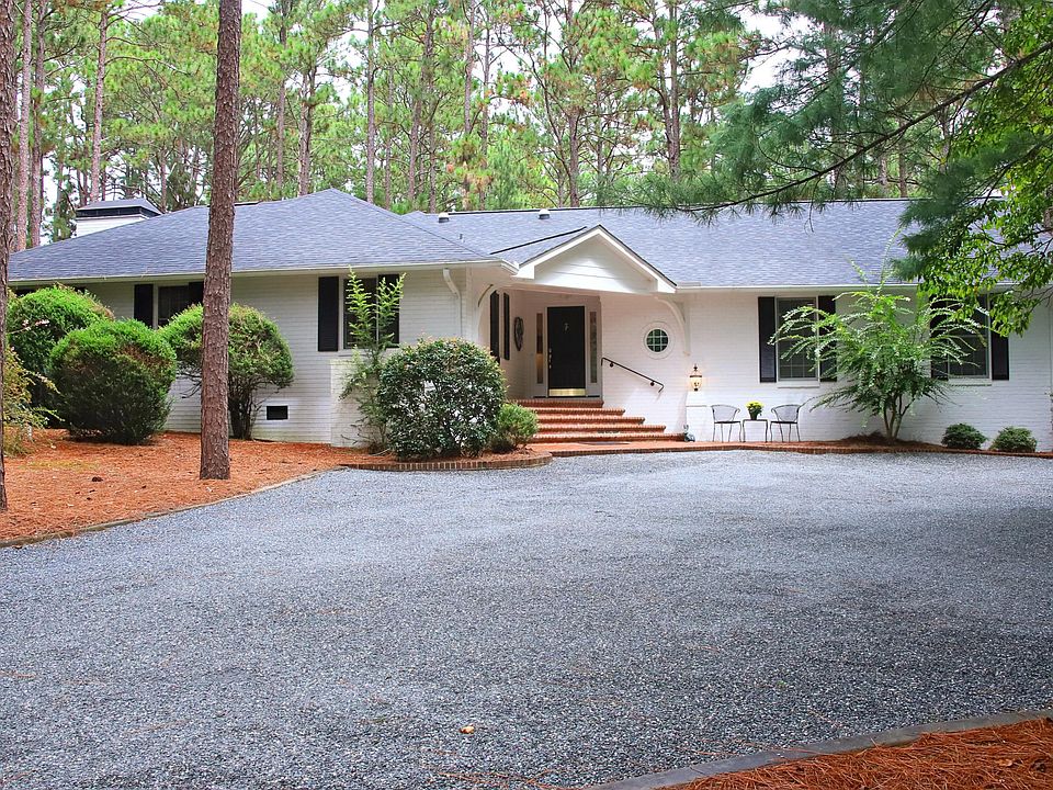 1st image of 610 Lake Dornoch Dr