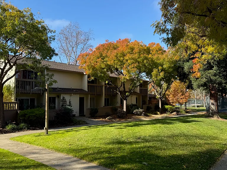 1899 Pomar Way — Photo 1