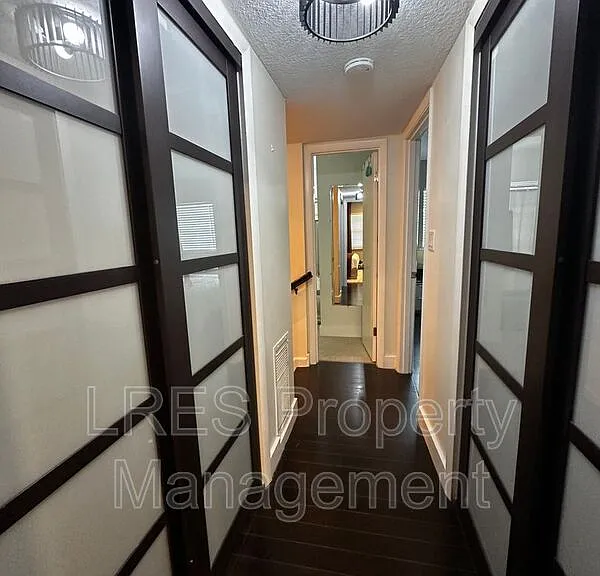 3104 Harrison Ave #11 — Photo 24