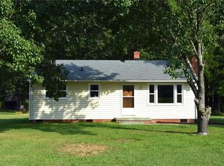 5402 Drake Rd, Greensboro, NC 27406