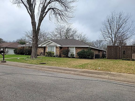 2nd image of 1129 Waterview Ln