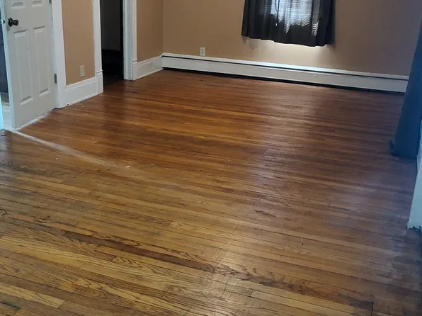 1021 Walton Ave, Racine, WI 53402