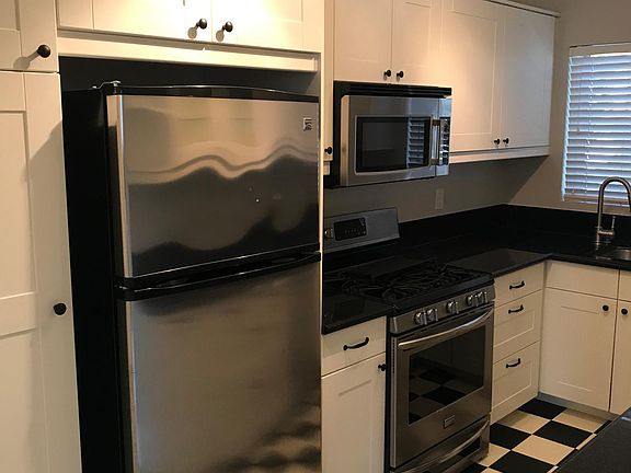 Kitchen Left