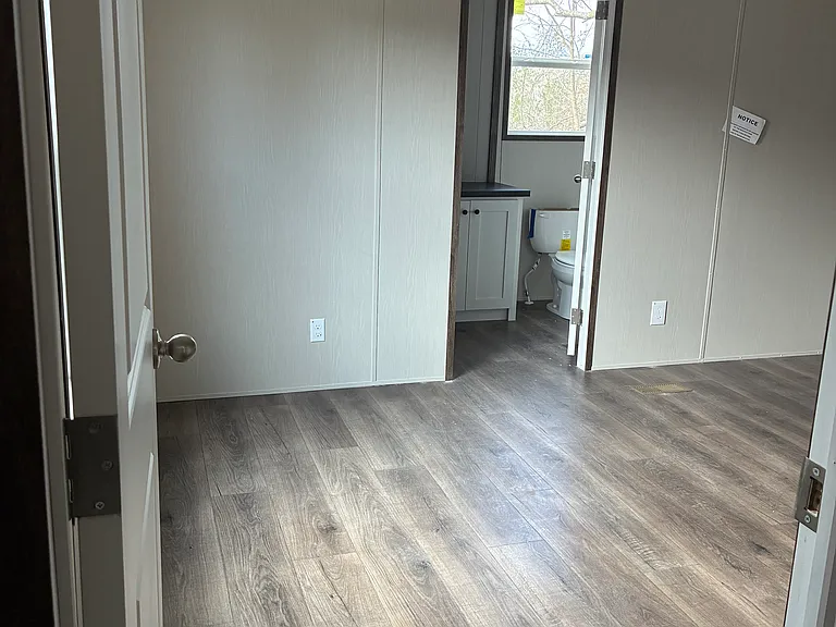 218 Eller Dr — Photo 6