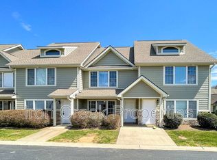 100 Rotunda Cir, Asheville, NC 28806