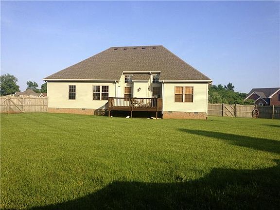 3rd image of 3871 Rhonda Ct