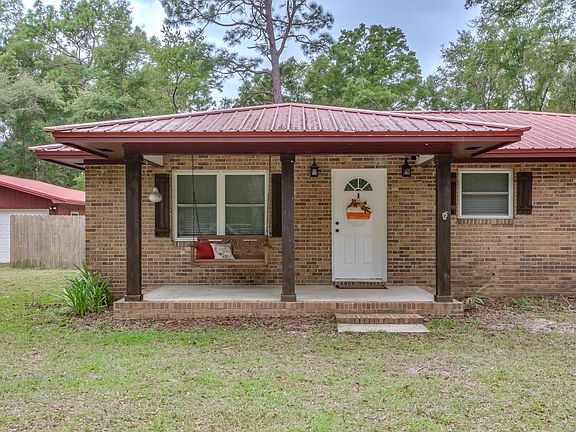 2nd image of 40 Jensen Ln