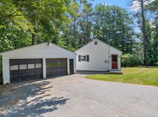 32 Farwell St, Lisbon, ME 04250