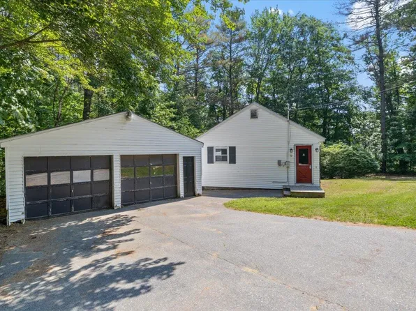 32 Farwell Street, Lisbon, ME 04250