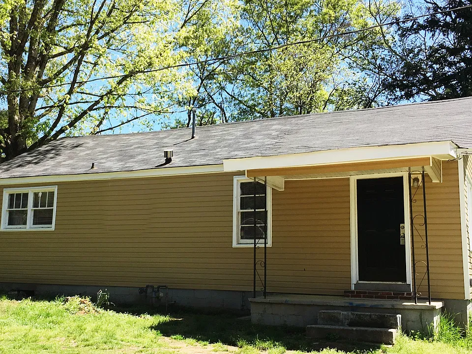 298 Atlanta Hwy SE