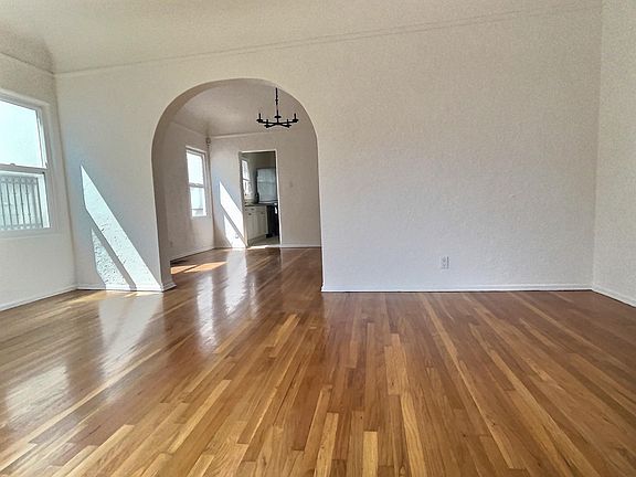 Living Room to Dining Room Flow