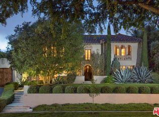 543 S Muirfield Rd, Los Angeles, CA 90020