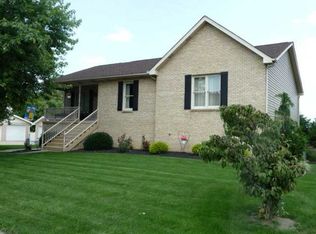 4 Spencer Dr, Irwin, PA