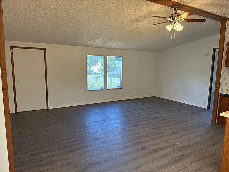 5520 Indiana Dr — Photo 6