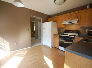 601 Magnolia Ln, Branchburg, NJ 08876