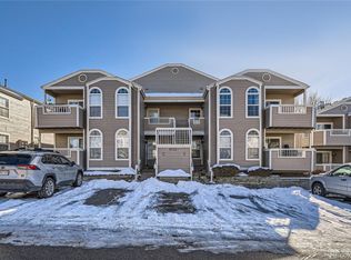 5712 W Asbury Pl UNIT B-201, Lakewood, CO 80227