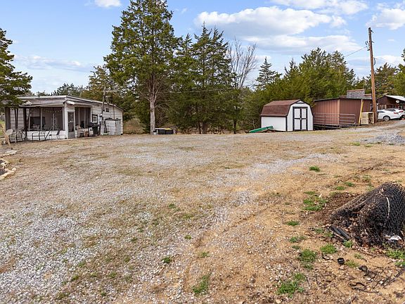 3rd image of 2603 Jim Henry Rd
