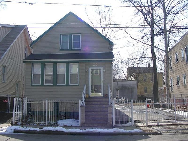 1st image of 29-31 Berkshire Pl