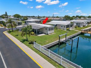100 Americana Ct NE #205, Saint Petersburg, FL 33702