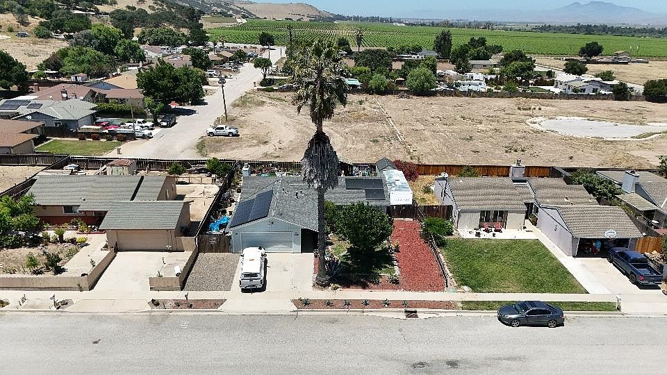 1st image of 45201 Crown Ave