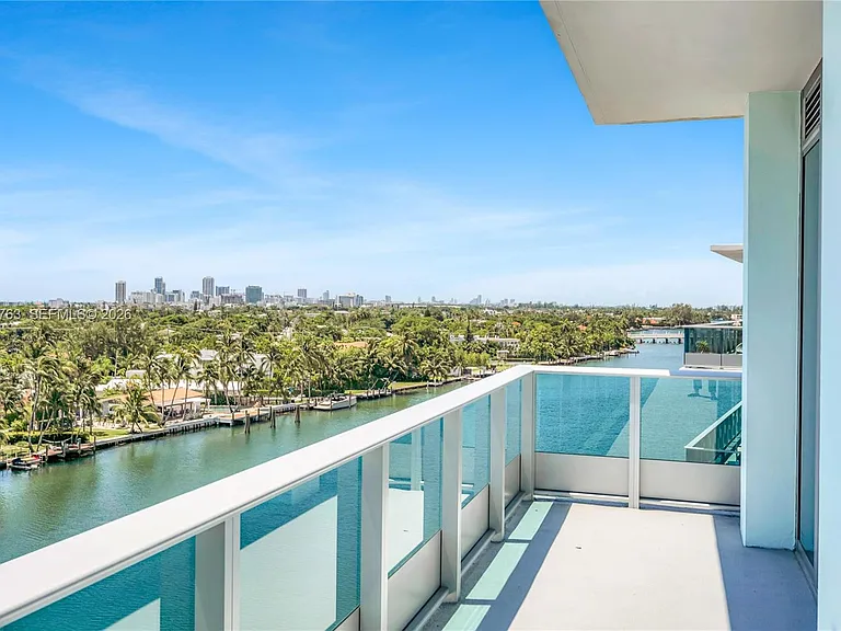 9201 E Bay Harbor Dr #Penthouse 809 — Photo 53