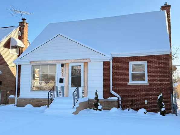 107 163rd St, Calumet City, IL 60409