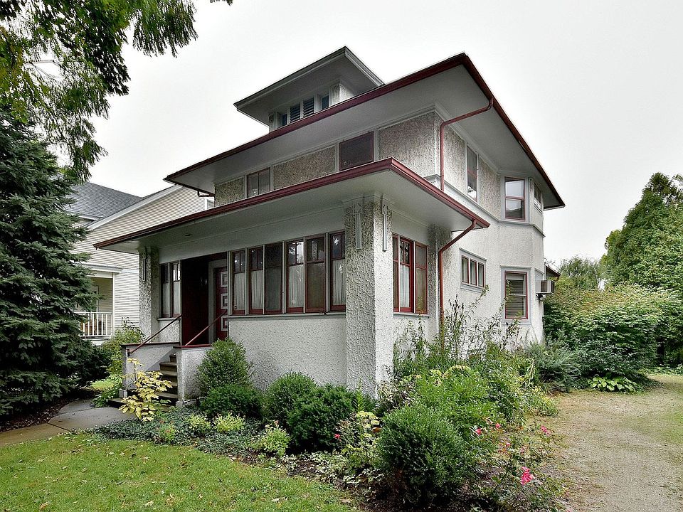 1st image of 526 Marengo Ave